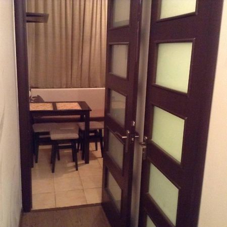 Двухкомнатная Возле Гулливера Apartment Kiev Ngoại thất bức ảnh
